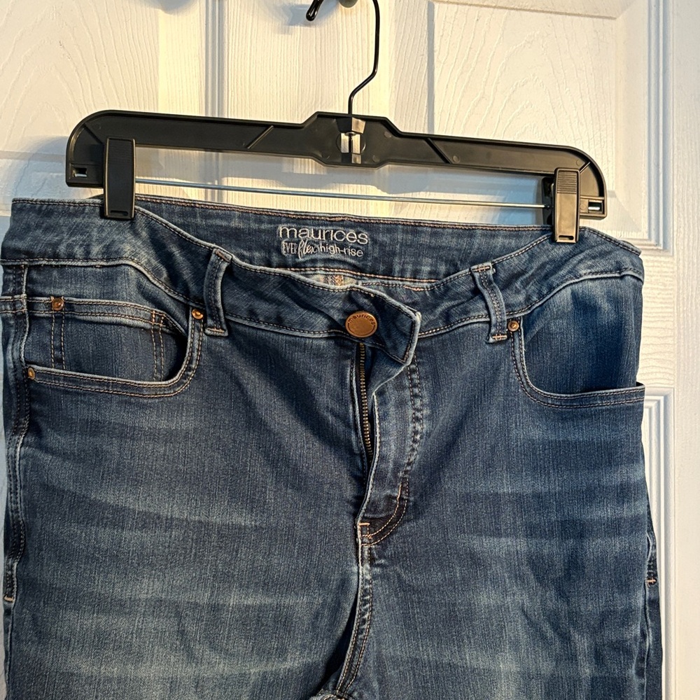 Maurices Classic Blue Jeans